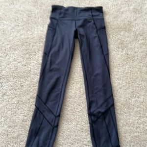 Girls Ivivva black leggings